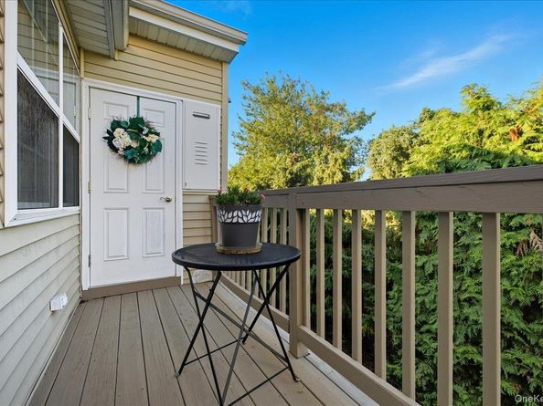 1138 Willow Lane, Valley Stream NY 11850