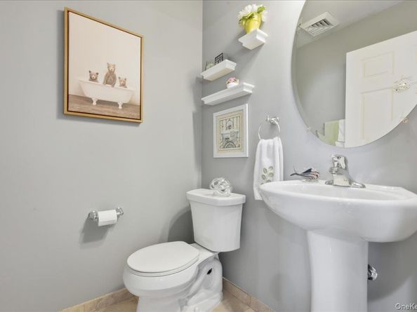 1138 Willow Lane, Valley Stream NY 11850