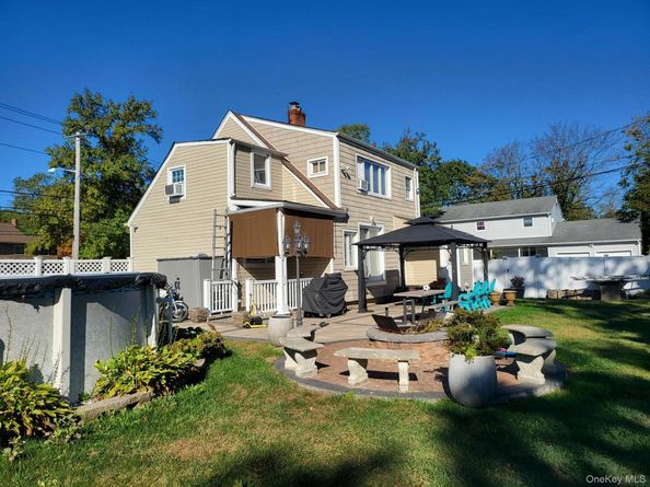 61 Wheeler Road, Central Islip NY 11722