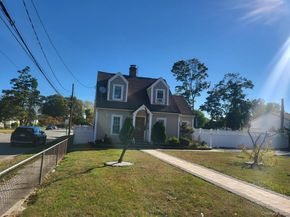 61 Wheeler Road, Central Islip NY 11722