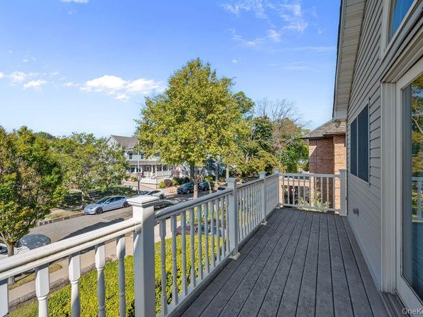 7-35 Leggett Place, Whitestone NY 11357
