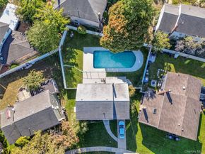 7 Park Circle, Cedarhurst NY 11516