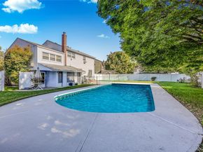 7 Park Circle, Cedarhurst NY 11516