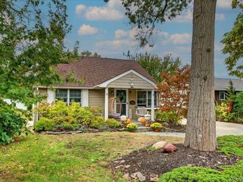 288 Cedar Avenue