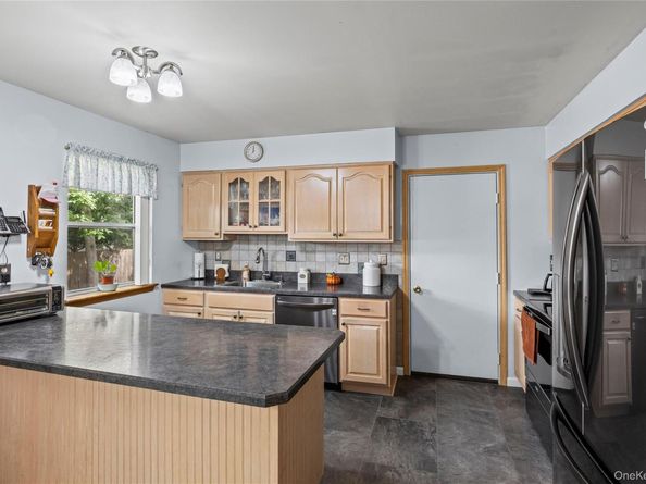 29 Bedford Avenue, Mastic NY 11950