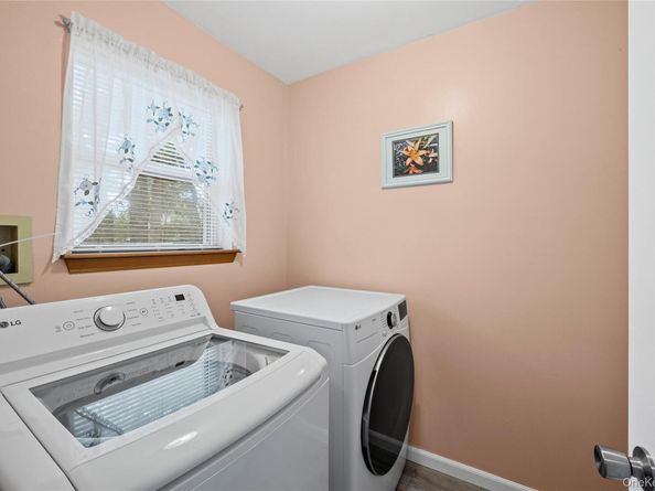29 Bedford Avenue, Mastic NY 11950