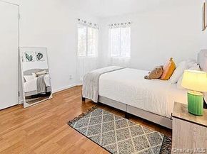 8 School Street, Hampton Bays NY 11946