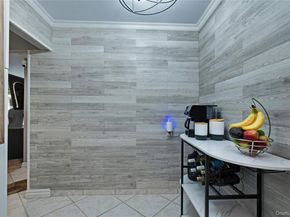 131 Edmunton Drive G14, North Babylon NY 11703