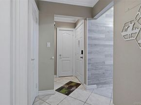 131 Edmunton Drive G14, North Babylon NY 11703