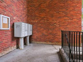 131 Edmunton Drive G14, North Babylon NY 11703