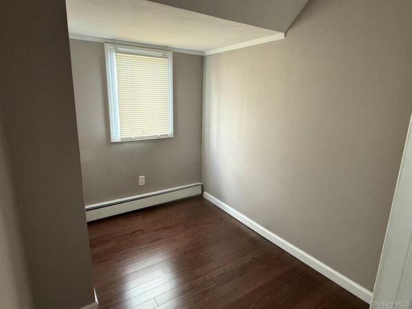 198 Guildford Court, West Hempstead NY 11552