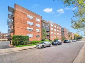 101 Lincoln Avenue 1f, Mineola NY 11501