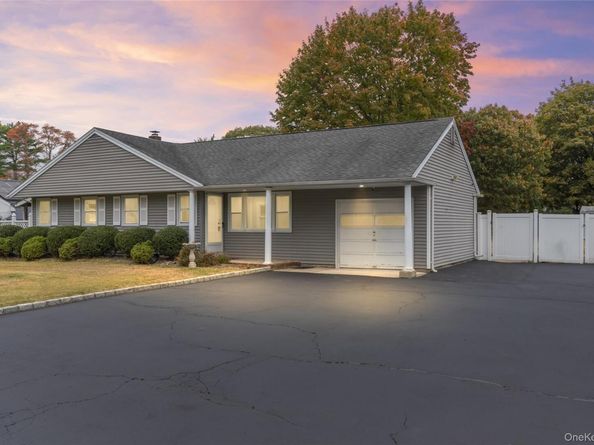 31 Franklin Avenue, Brentwood NY 11717