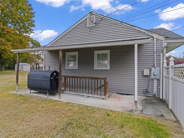 31 Franklin Avenue, Brentwood NY 11717