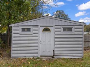 31 Franklin Avenue, Brentwood NY 11717