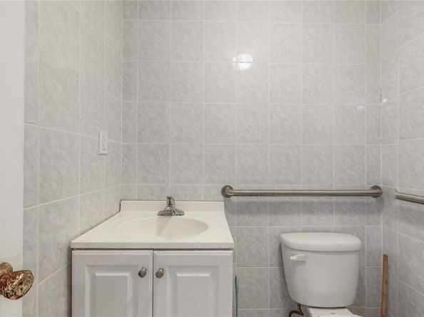 150-55 14th Road, Whitestone NY 11357