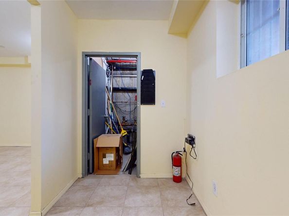 150-55 14th Road, Whitestone NY 11357