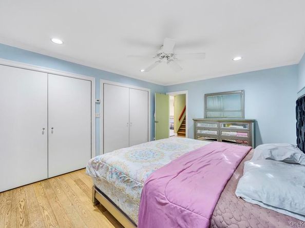 149 Foster Avenue, Valley Stream NY 11580