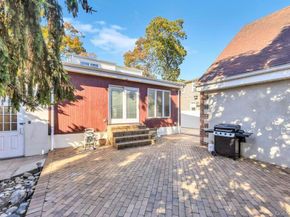 149 Foster Avenue, Valley Stream NY 11580