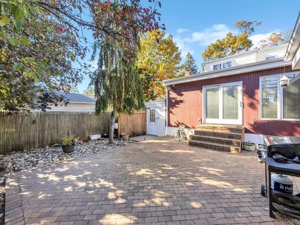 149 Foster Avenue, Valley Stream NY 11580