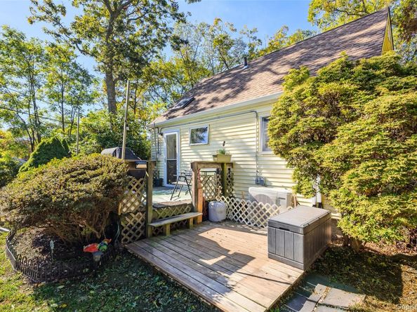 51 Ficus Road, Rocky Point NY 11778