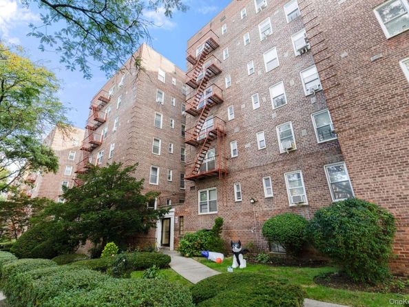 39-55 51st Street 3G, Woodside NY 11377