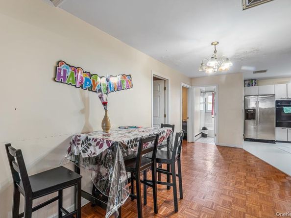 47 Jackson Avenue, Mineola NY 11501