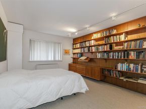 21 Canterbury 17, Great Neck NY 11021