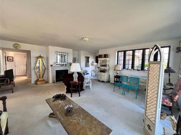 168-15 Powells Cove Blvd, Beechhurst NY 11357