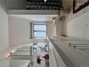 168-15 Powells Cove Blvd, Beechhurst NY 11357