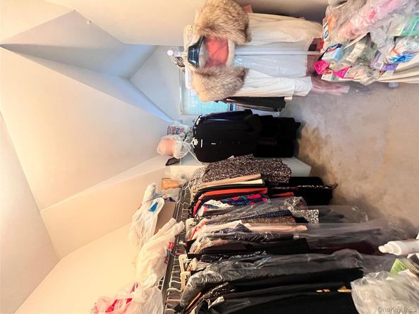 168-15 Powells Cove Blvd, Beechhurst NY 11357