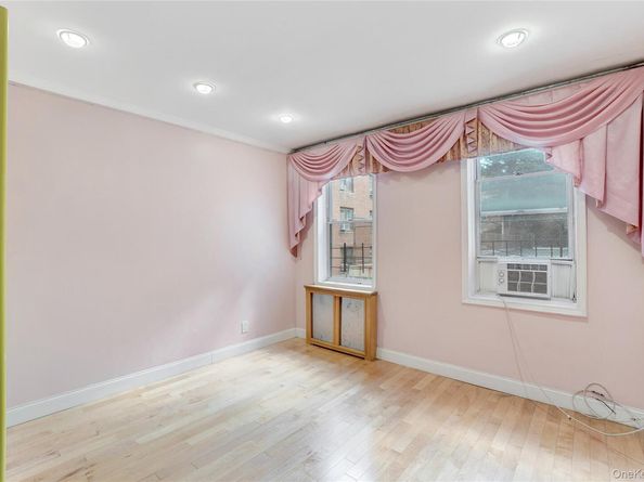 94-10 64 Road B2, Rego Park NY 11374