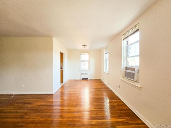30-11 Parsons Boulevard 4O, Flushing NY 11354