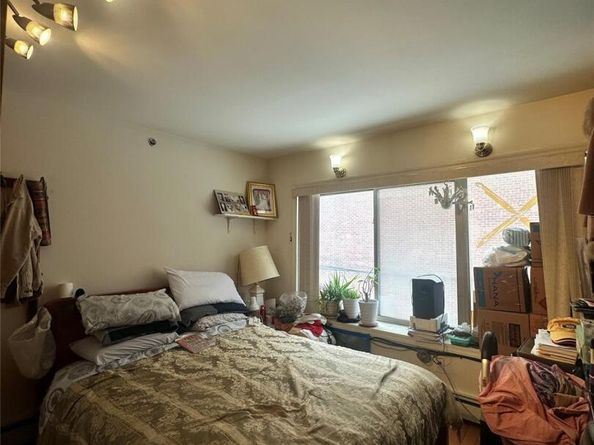 40-24 76 Street 3B, Elmhurst NY 11373