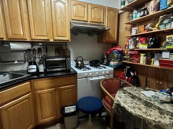 40-24 76 Street 3B, Elmhurst NY 11373