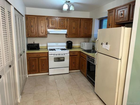 229 Feller Drive, Central Islip NY 11722