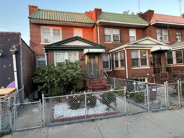 6107 Saunders Street, Rego Park NY 11374