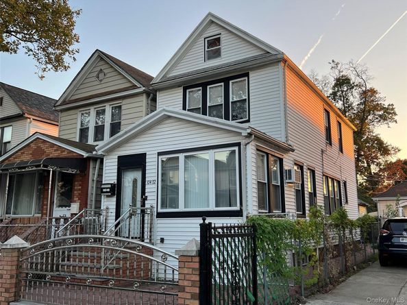 10472 127th Street, Richmond Hill NY 11419