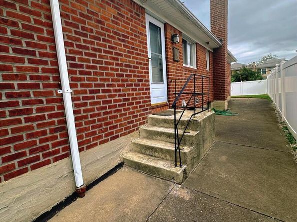 166-27 16th Avenue, Whitestone NY 11357