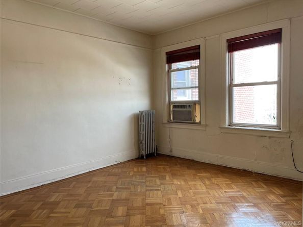 70-03 52nd Avenue, Maspeth NY 11378