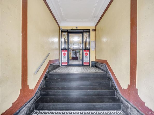 3152 Hull Avenue, Bronx NY 10467