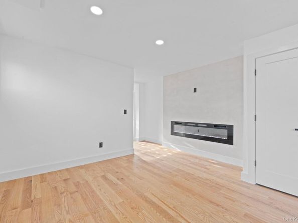 117-31 202 Street, Saint Albans NY 11412