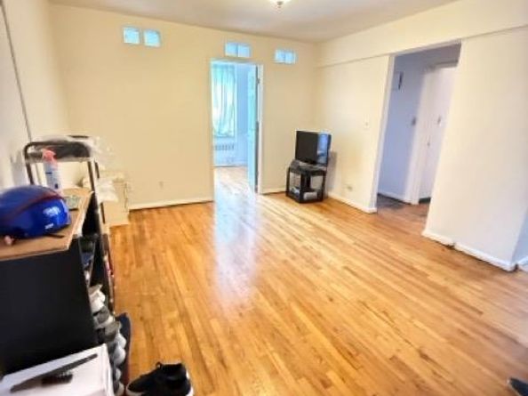 83-30 Vietor Avenue 617, Elmhurst NY 11373