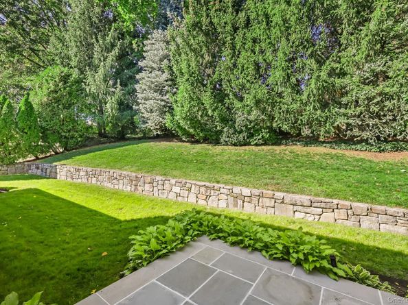3 Elm Road, Scarsdale NY 10583