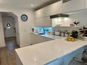 25 Parkway Road, Bronxville NY 10708