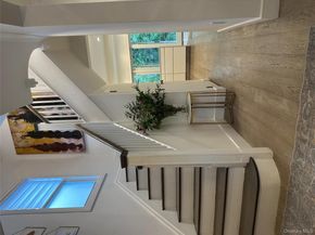 25 Parkway Road, Bronxville NY 10708