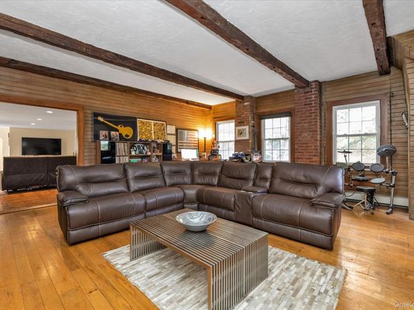 2177 Cedar Swamp Road, Brookville NY 11545