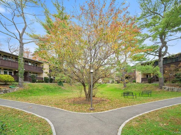 103 Wiltshire Road D6, Scarsdale NY 10583