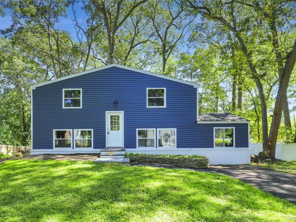 81 University Heights Drive, Stony Brook NY 11790