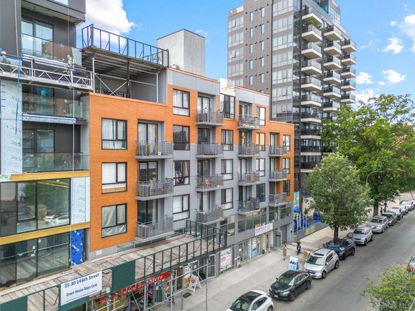 3520 146th Street 3B, Flushing NY 11354